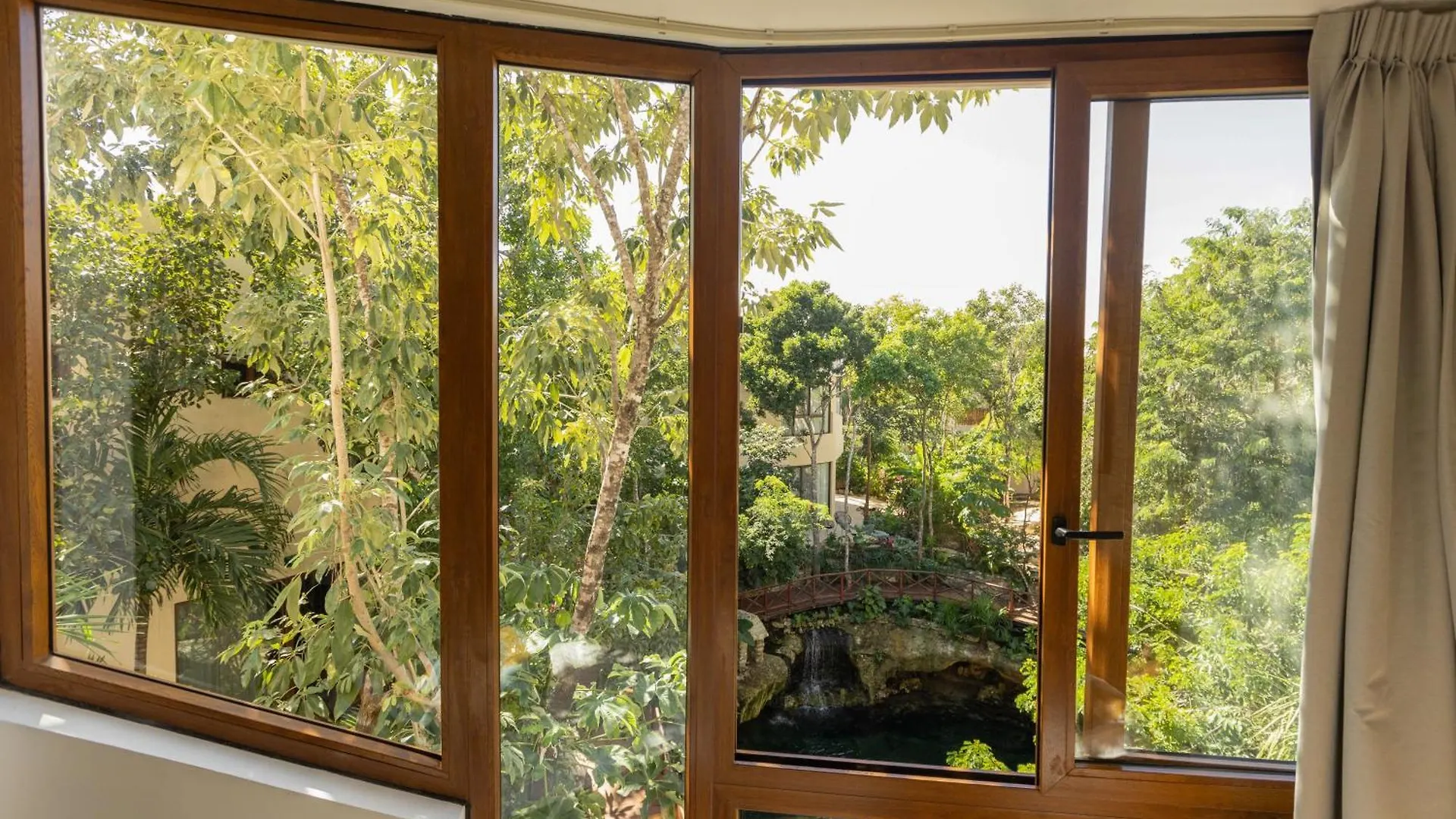 Luxury Cenote Villa Tulum